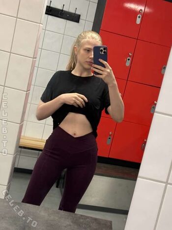 Full leaked Muatori / private onlyfans photo