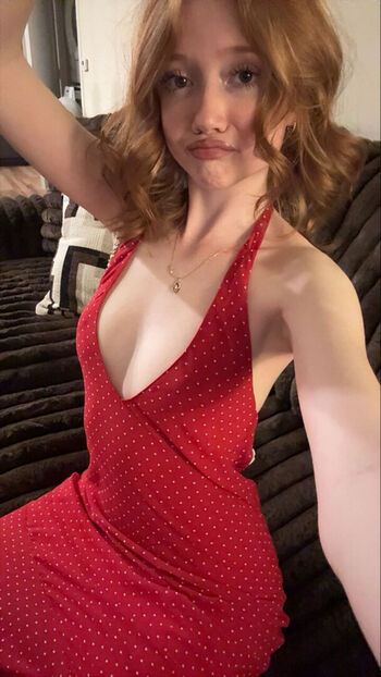 Makenna Kelly / Lifewithmak