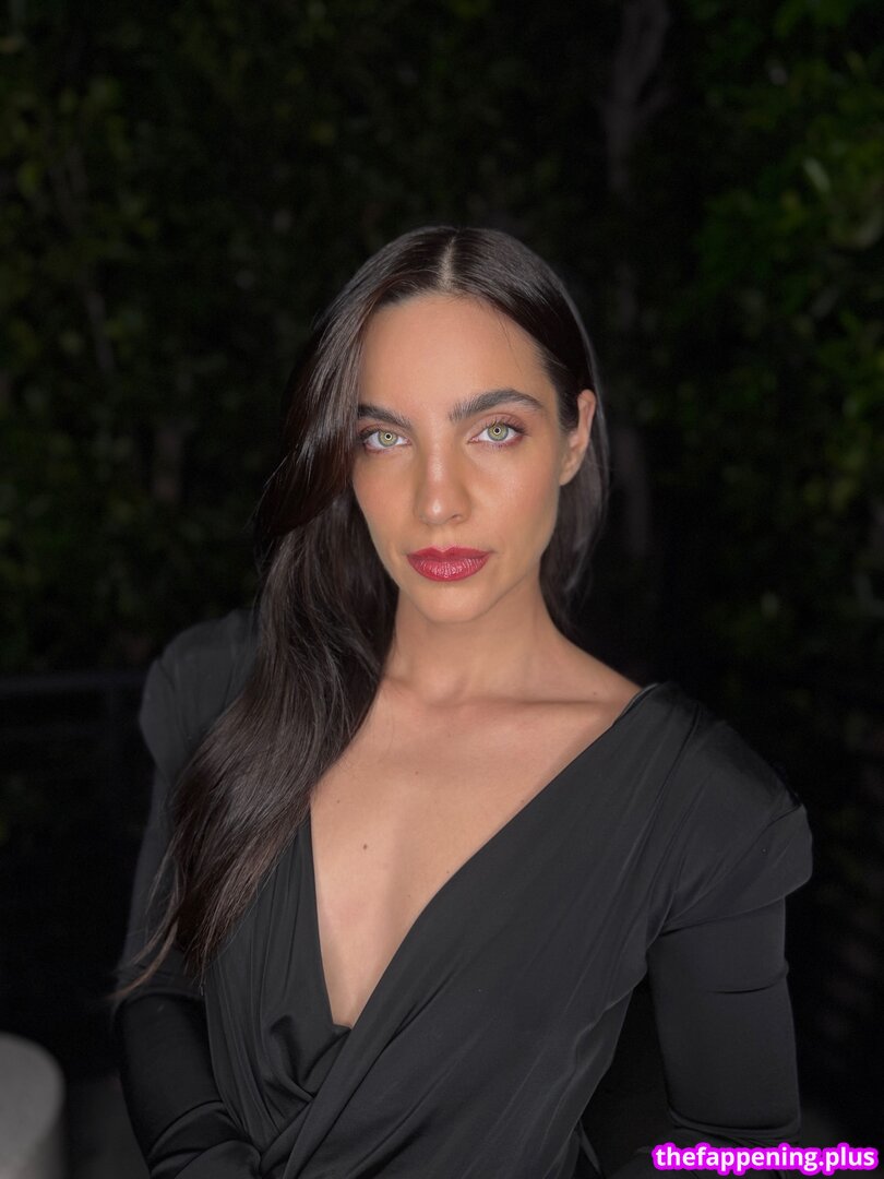 Maria Gabriela De Faria