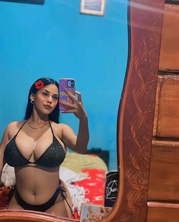 Full leaked Mariapernia ugc page private onlyfans photo