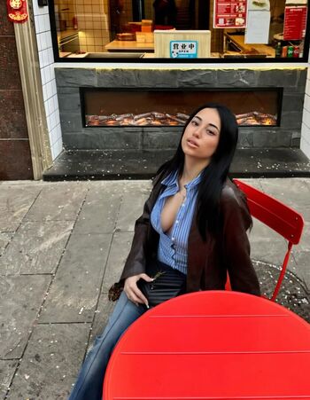 Full leaked Mariavittoriadematteis private onlyfans photo