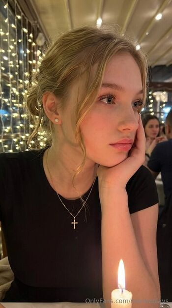 Full leaked Marieplays private onlyfans photo