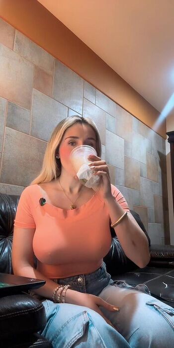 Marisol Dovala. La Chica Del Clima