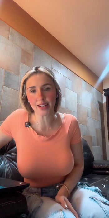 Marisol Dovala. La Chica Del Clima