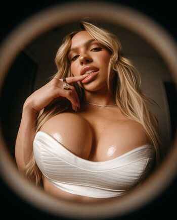 Full leaked Maxxine dupri page private onlyfans photo