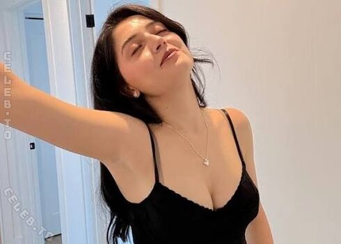 Full leaked Mayamax private onlyfans photo