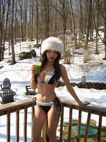 Full leaked Maysnow liu private onlyfans photo