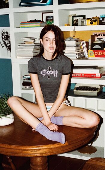 Mazzy Joya / mazzyjoya / petalspliff