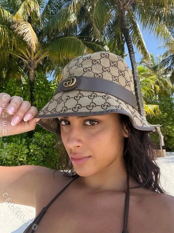 Full leaked Melike od private onlyfans photo