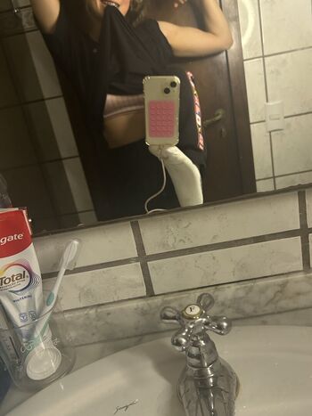 Full leaked Melzinha tadinha private onlyfans photo