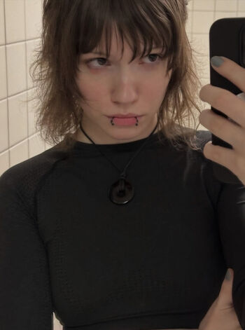 Full leaked Mewnii private onlyfans photo