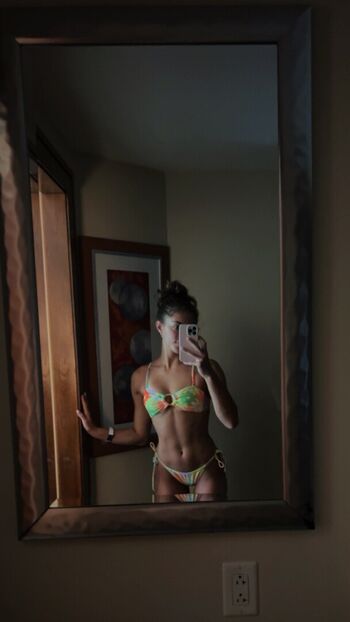 Full leaked Mia damiano private onlyfans photo