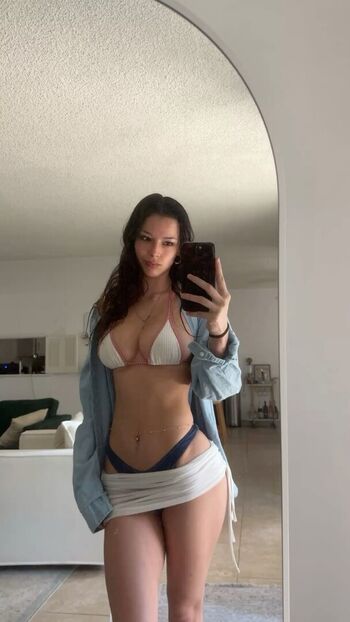 Mia Wynn
