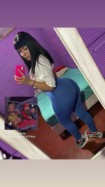 Full leaked Micamansillaa private onlyfans photo