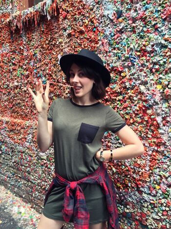 Michaela Jill Murphy / Jessie Flowers