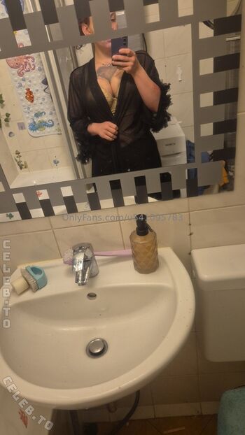 Full leaked Michi rohming private onlyfans photo