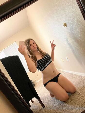 Full leaked Sweetdevil/ private onlyfans photo