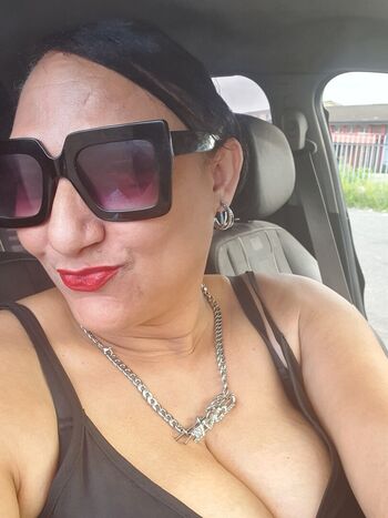 Full leaked Milf miss clare page private onlyfans photo