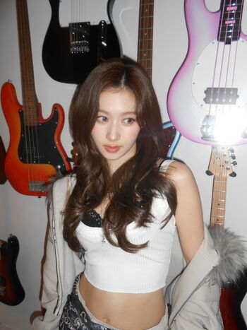 Minatozaki Sana (TWICE)