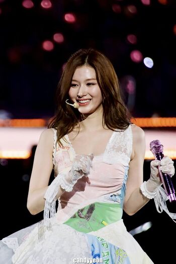 Full leaked Minatozaki sana private onlyfans photo