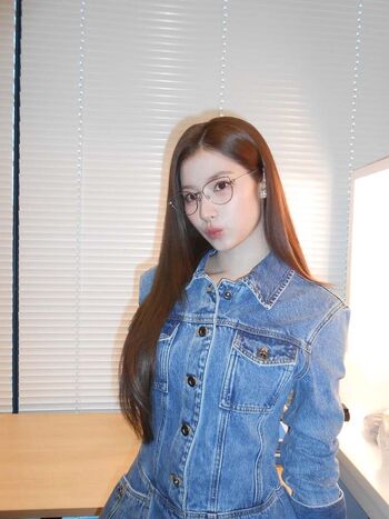 Full leaked Minatozaki sana private onlyfans photo
