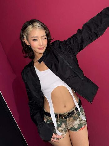 Minnie (Nicha Yontararak - I-dle