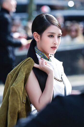 Minnie (Nicha Yontararak - I-dle