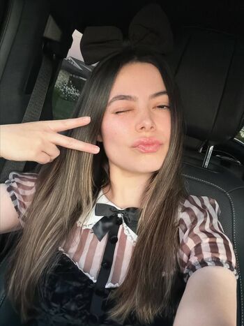 Miranda Cosgrove