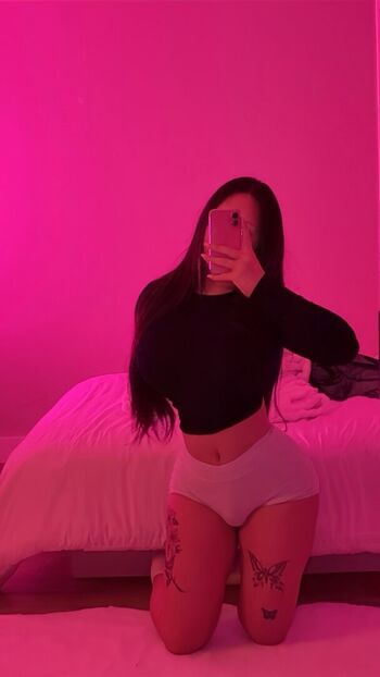 Full leaked Mirzaxox private onlyfans photo