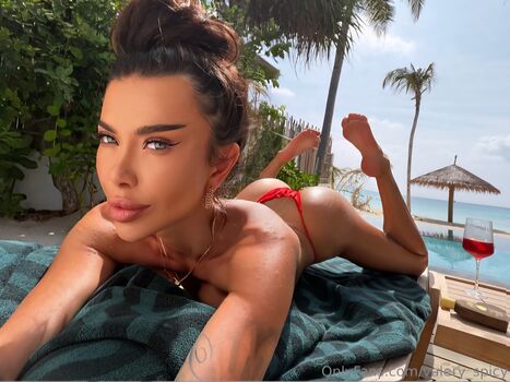 miss_valeriakalinina