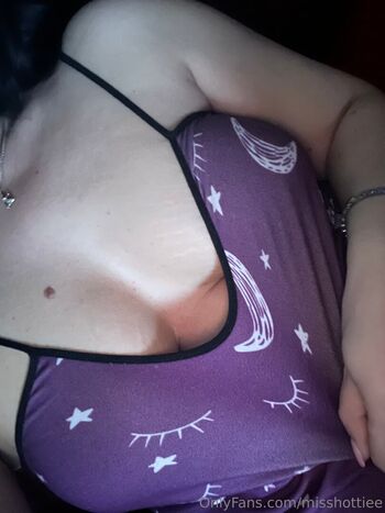 misshottiee