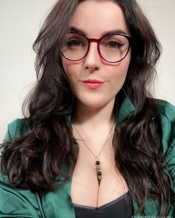 Mistress Ruby Rousson