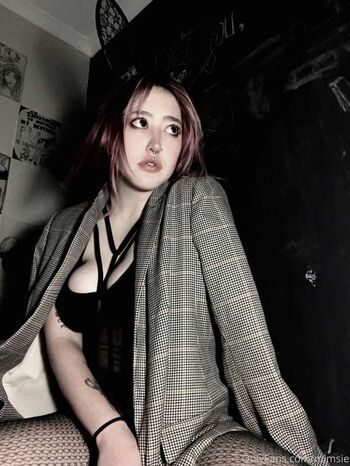 Full leaked Milky rose/ private onlyfans photo