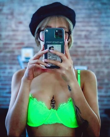 Full leaked Mizz hwa page private onlyfans photo