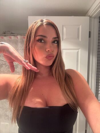 Full leaked Janet guzman / private onlyfans photo