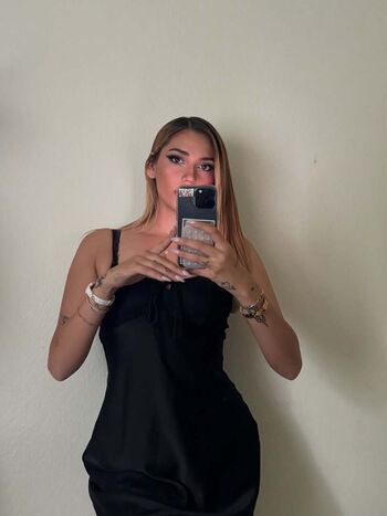 Full leaked Krystalmfree/ private onlyfans photo