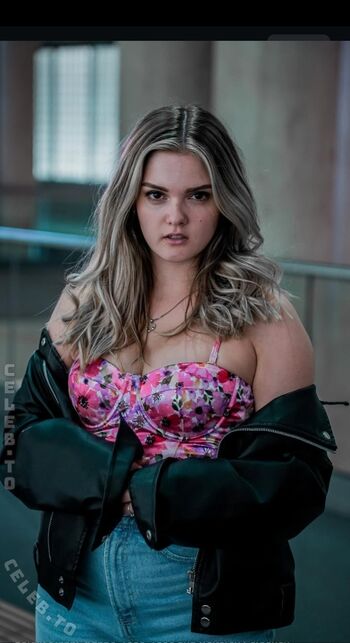 Full leaked Mondwika private onlyfans photo