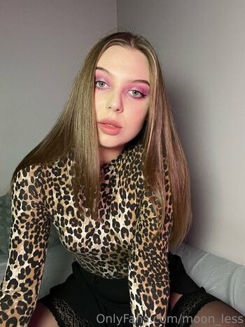 moon_less