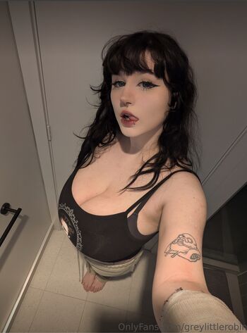 Full leaked Mylittlerobin private onlyfans photo