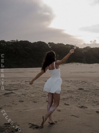 Full leaked Nadinebreaty private onlyfans photo