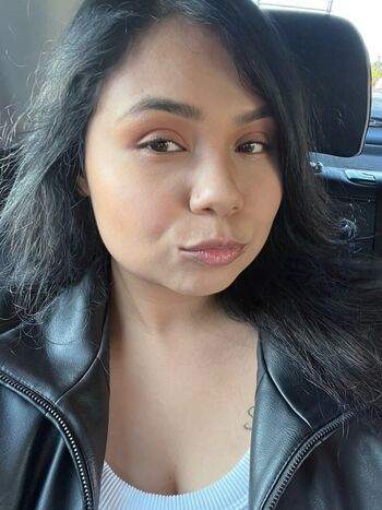 Full leaked Elloise/ private onlyfans photo