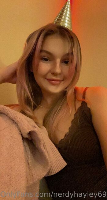 nerdyhayley69