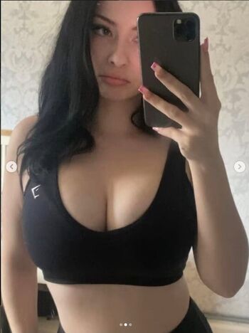 Nextdoorlilly