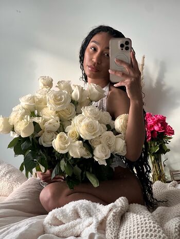 Full leaked Nia simone private onlyfans photo