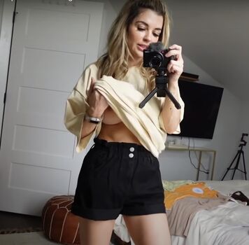 Full leaked Nikki blackketter private onlyfans photo