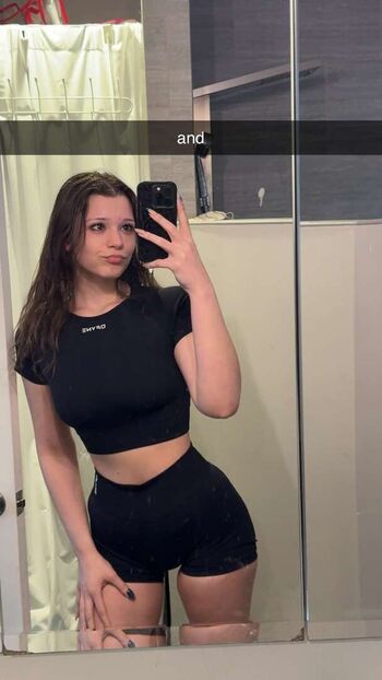 Full leaked Nikki woods page private onlyfans photo