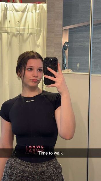 Full leaked Nikki woods page private onlyfans photo