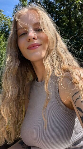 Full leaked Nikkidreams private onlyfans photo