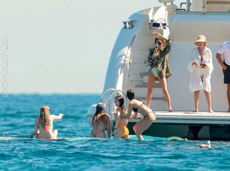 Full leaked Nina dobrev page private onlyfans photo