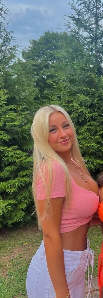 Full leaked Babyblueprince/ private onlyfans photo